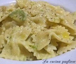 Pasta con zucchine e philadelphia - la cucina pugliese