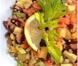 Insalata di Bulgur e Quinoa con ortaggi croccanti - la cucina pugliese